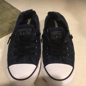 Like new blue plaid converse women’s size 7